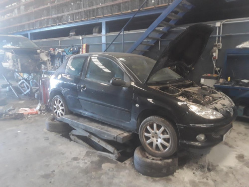 PEUGEOT 206 SW — автомобиль-донор на запчасти 