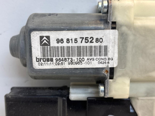 MOTOR ELEVALUNAS DELANTERO IZQUIERDO Citroen C4 BERLINA 