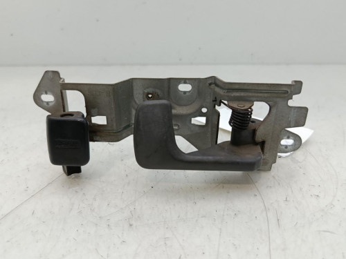 Внутренняя ручка правой передней двери Honda CIVIC BERL. 3/4 (EJ/EK) 