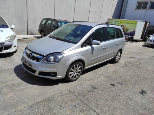 OPEL ZAFIRA B — vehículo donante para recambios 