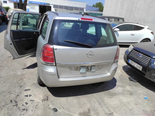 OPEL ZAFIRA B — vehículo donante para recambios 