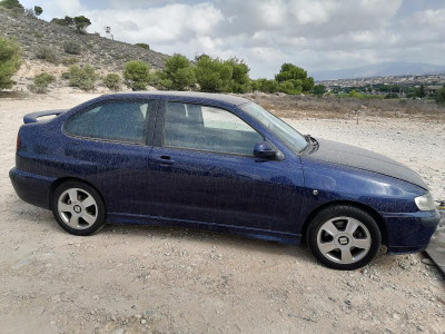 SEAT CORDOBA BERLINA (6K2)