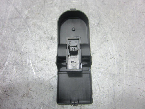 MANDO ELEVALUNAS DELANTERO DERECHO Opel ASTRA H BERLINA 