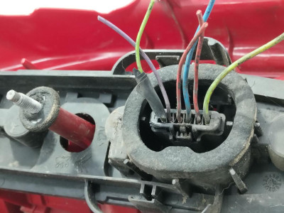 PILOTO TRASERO DERECHO, CITROEN, C2