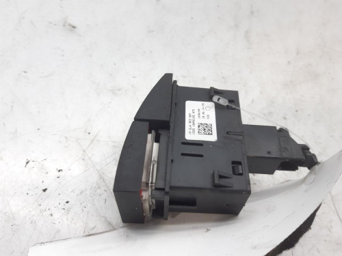  WARNING SEAT TOLEDO (KG3) 