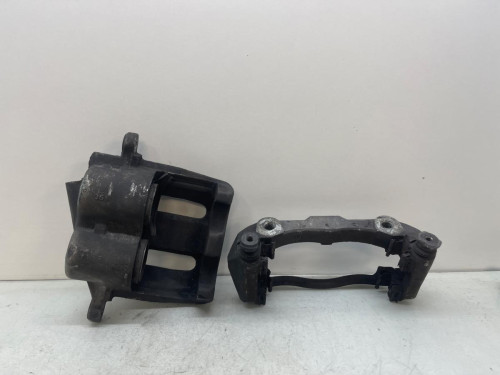 PINZA DE FRENO DELANTERA DERECHA Mercedes-Benz VITO BASIC-KOMBI (639) 