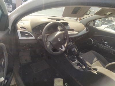 RENAULT MEGANE III COUPE