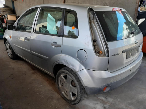 FORD FIESTA (CBK) — vehículo donante para recambios 