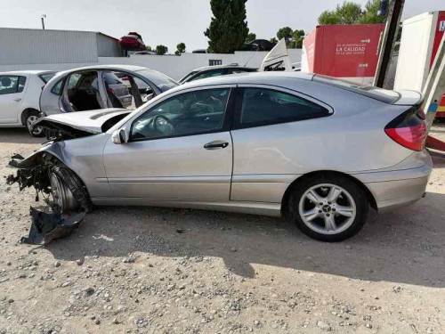 MERCEDES-BENZ CLASE C (BM 203) SPORTCOUPE — vehículo donante para recambios 