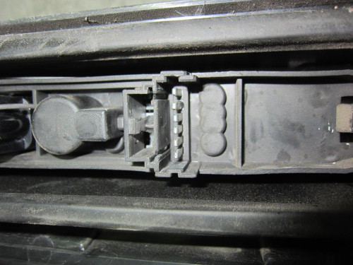  PILOTO TRASERO DERECHO RENAULT KANGOO I (F/KC0) 