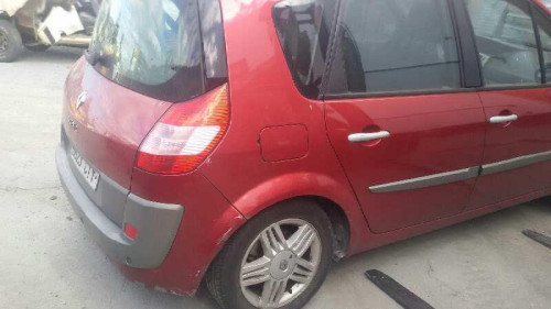 RENAULT SCENIC II (JM) — vehículo donante para recambios 
