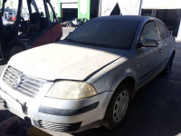 VOLKSWAGEN PASSAT BERLINA (3B3)