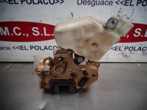  CERRADURA PUERTA TRASERA IZQUIERDA Nissan X-TRAIL (T30) 