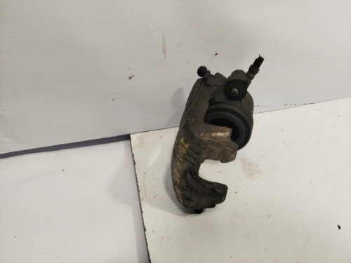 PINZA DE FRENO DELANTERA IZQUIERDA 