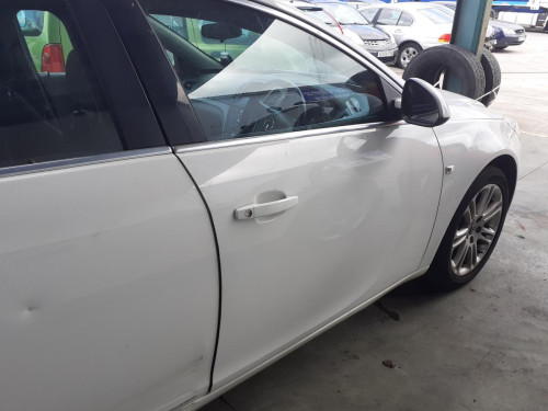  PUERTA DELANTERA DERECHA OPEL INSIGNIA BERLINA 