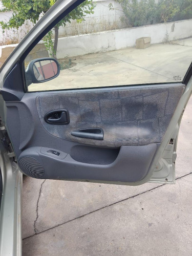GUARNECIDO PUERTA DELANTERA DERECHA Renault Megane I Fase 2 Classic (LA...)(1997->) Renault Megane I Fase 2 Classic (LA...)(1997->) 