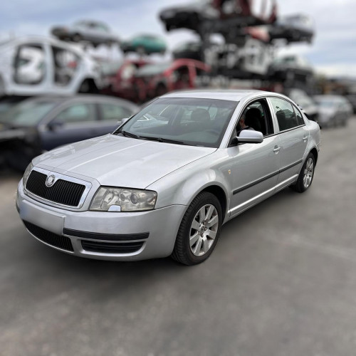 SKODA SUPERB (3U4) de segunda mano