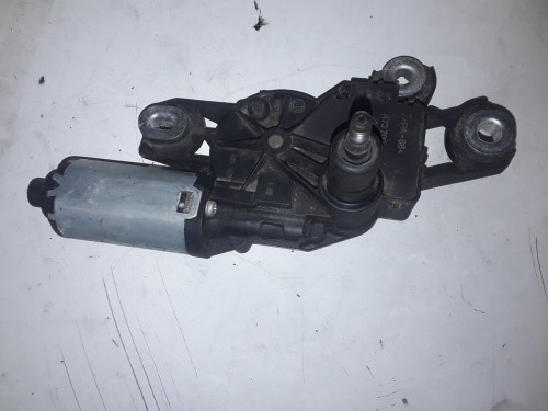 MOTOR LIMPIA TRASERO 