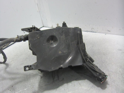 CAJA RELES / FUSIBLES, TOYOTA, AVENSIS CROSS SPORT (T27)