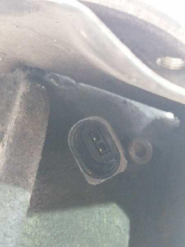  MANGUETA DELANTERA IZQUIERDA Volkswagen POLO IV (9N3) 