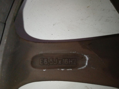 LLANTA, TOYOTA, AURIS (E18)