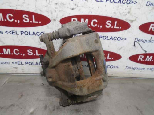  PINZA DE FRENO DELANTERA IZQUIERDA 