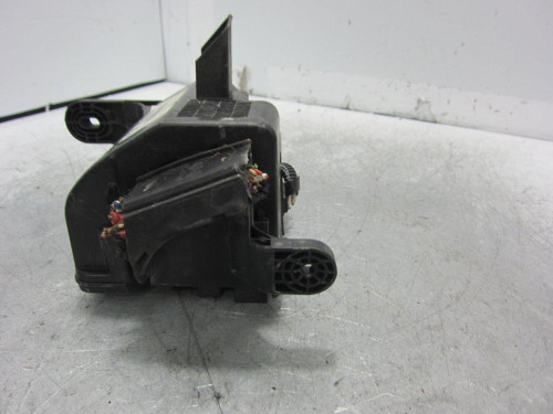  CAJA RELES / FUSIBLES PEUGEOT 206 