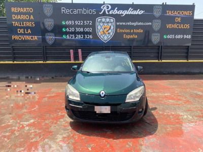 RENAULT MEGANE III BERLINA 5P