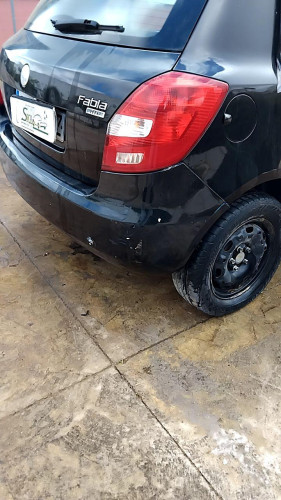 PARAGOLPES TRASERO Skoda Fabia (5J2)(2007->) SKODA Fabia (5J2)(2007->) 