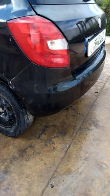 PARAGOLPES TRASERO Skoda Fabia (5J2)(2007->)