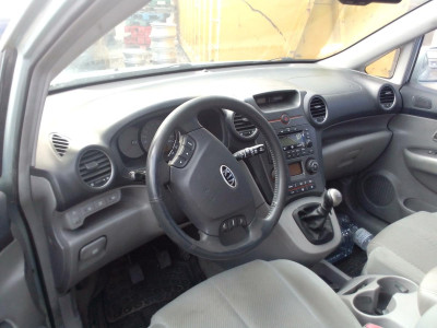 KIA CARENS (UN)