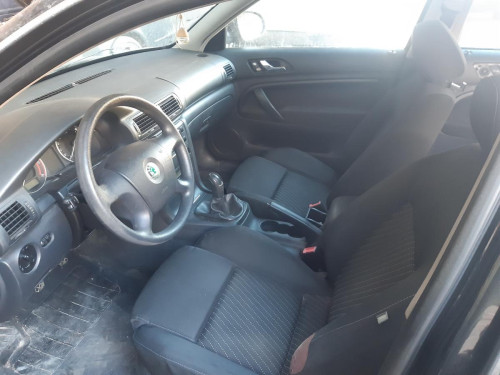  SKODA SUPERB (3U4) 