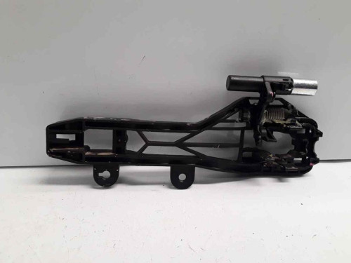 SOPORTE MANETA EXTERIOR TRASERA DERECHA MG ZS 