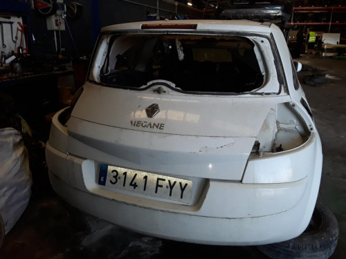 RENAULT MEGANE II COUPE/CABRIO — vehículo donante para recambios 