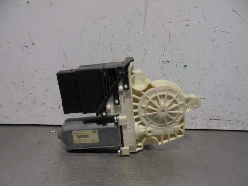 MOTOR ELEVALUNAS TRASERO DERECHO VOLKSWAGEN PASSAT BERLINA (3C2) 