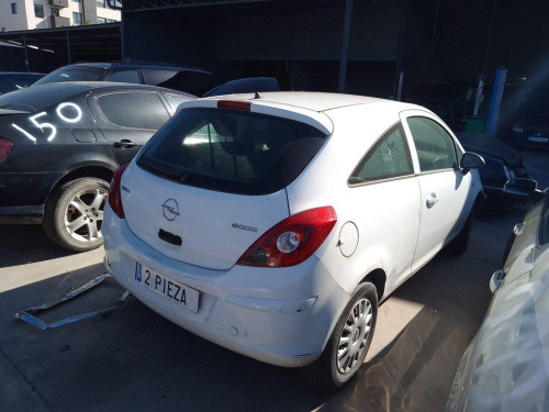 OPEL CORSA D — vehículo donante para recambios 