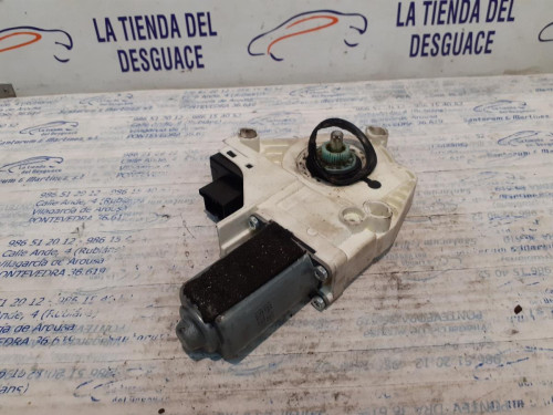  MOTOR ELEVALUNAS DELANTERO IZQUIERDO 