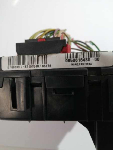  CAJA RELES / FUSIBLES Citroen XSARA PICASSO 