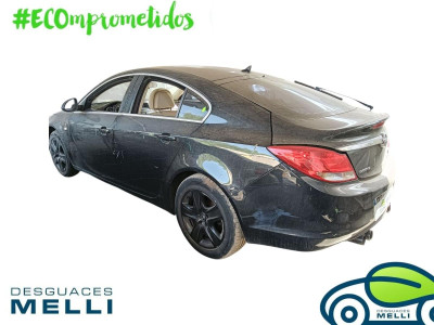 OPEL INSIGNIA BERLINA