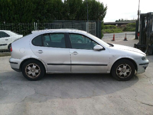  SEAT LEON (1M1) 