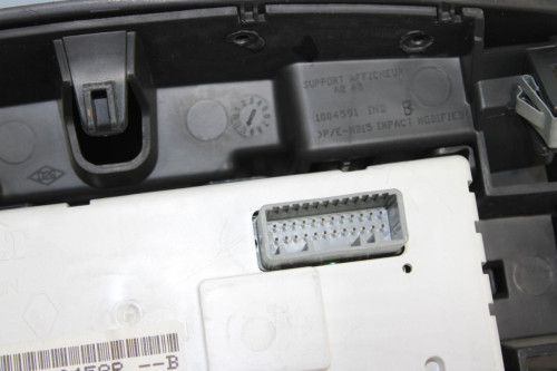 PANTALLA MULTIFUNCION RENAULT MEGANE III BERLINA 5P 