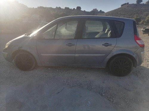 RENAULT SCENIC II (JM) — автомобиль-донор на запчасти 