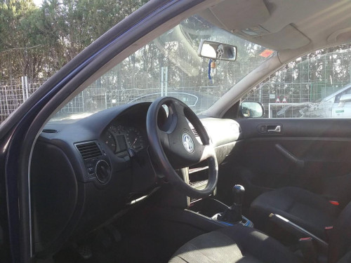  VOLKSWAGEN BORA BERLINA (1J2)(1998) 