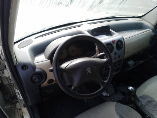 PEUGEOT PARTNER (S2) — vehículo donante para recambios 