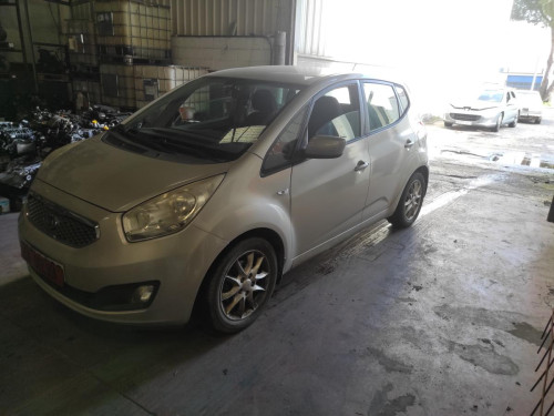 KIA VENGA (YN) — vehículo donante para recambios 