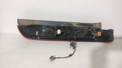 PILOTO TRASERO IZQUIERDO, Ford, FOCUS BERLINA (CAP)