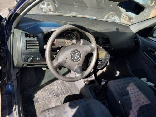 SEAT CORDOBA BERLINA (6K2) — автомобиль-донор на запчасти 