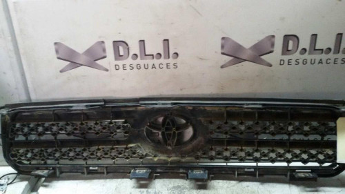 REJILLA DELANTERA TOYOTA RAV4 (A3) 