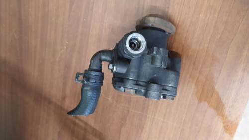 BOMBA DIRECCION Volkswagen GOLF IV BERLINA (1J1)(10.1997) 
