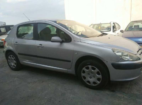 PEUGEOT 307 (S1)(04.2001) — vehículo donante para recambios 